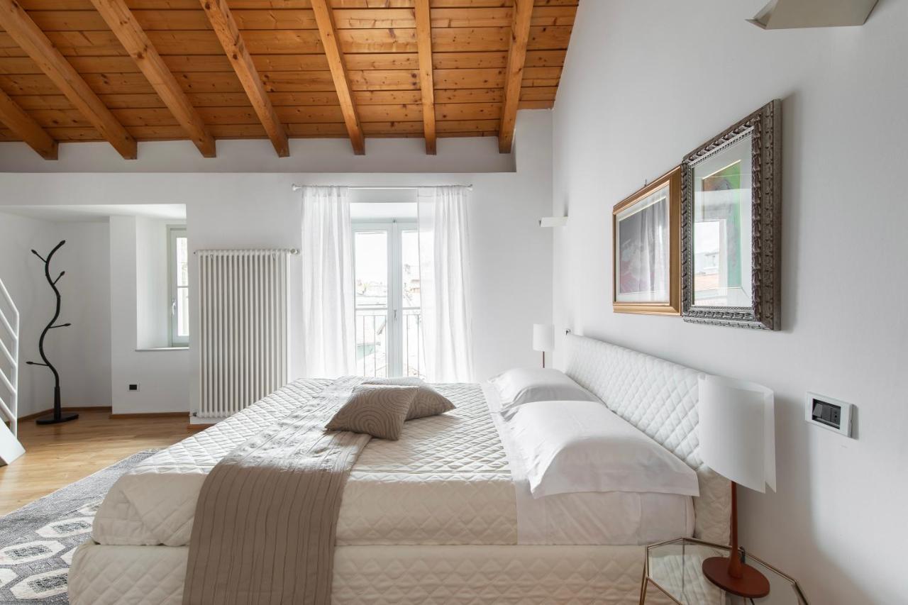 A Casa Nuccia Mansarda By Holiday Solutions Como Zewnętrze zdjęcie