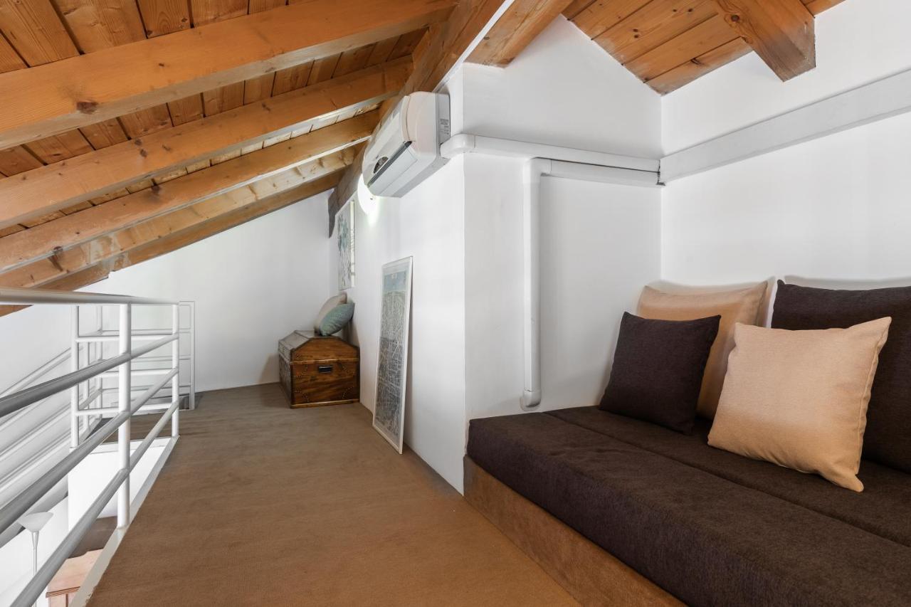 A Casa Nuccia Mansarda By Holiday Solutions Como Zewnętrze zdjęcie